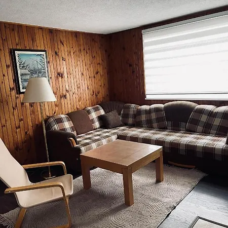 Stan Na Palama * Pale